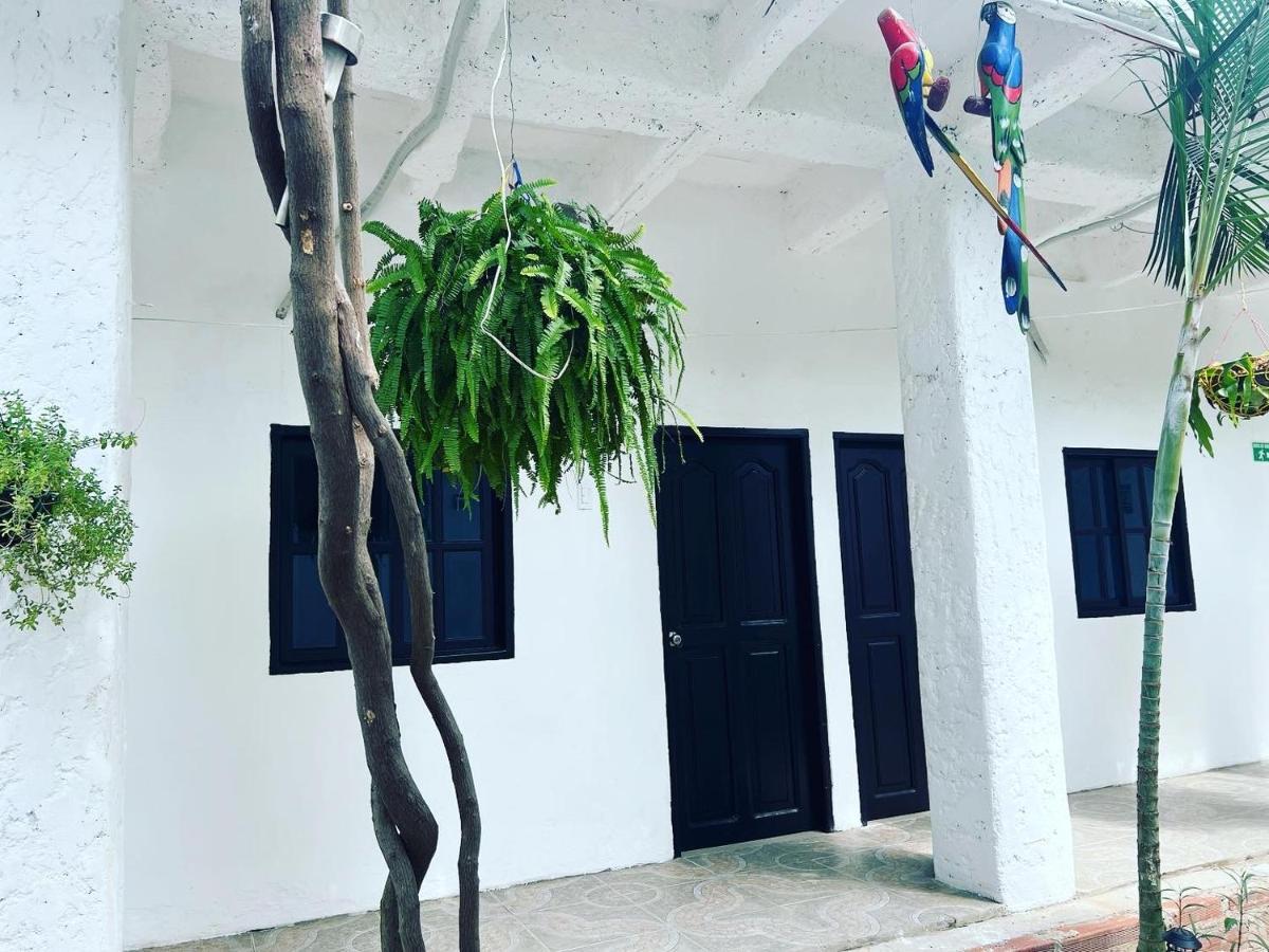 Casa Torices Real 12 Hostel Cartagena Buitenkant foto